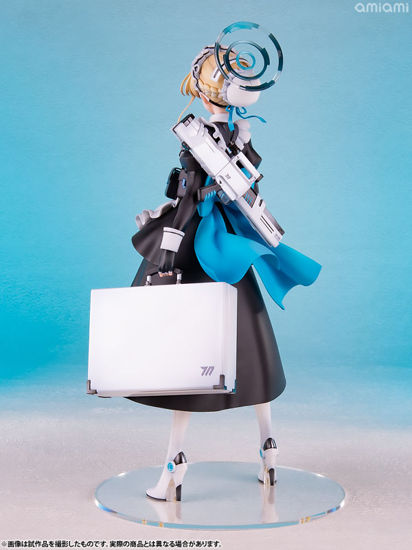 FIGURE-182308_05.jpg