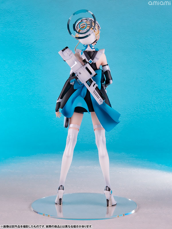 FIGURE-182308_17.jpg