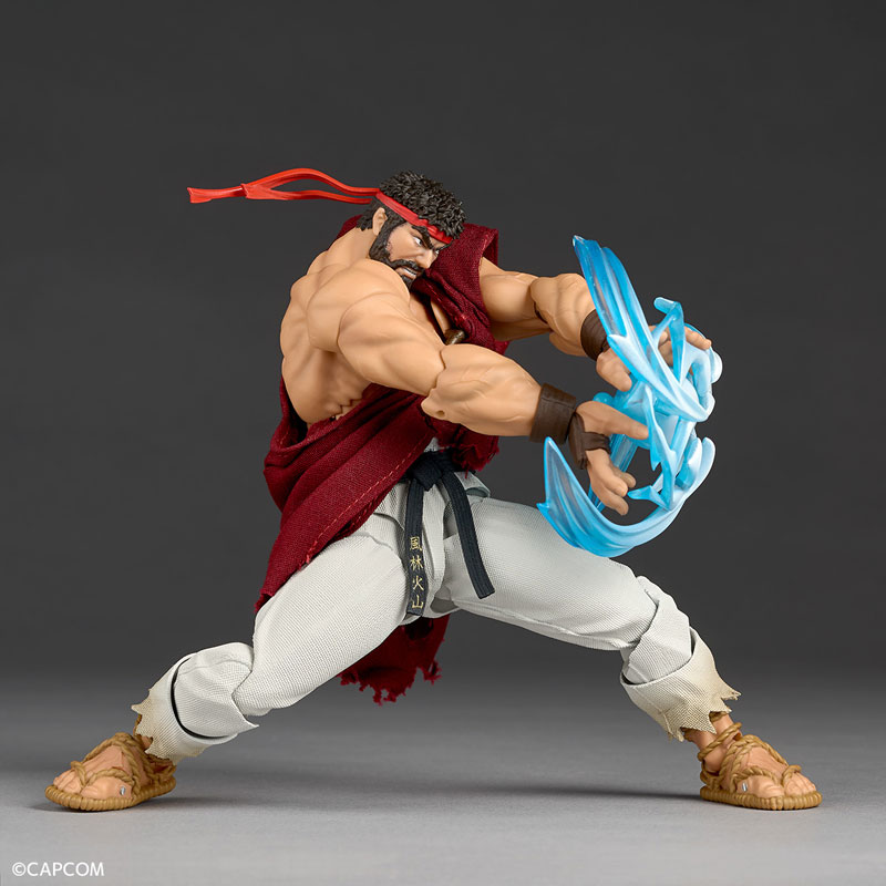 FIGURE-182369_06.jpg