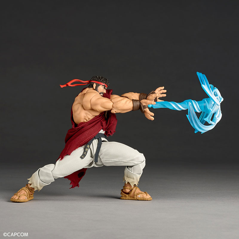 FIGURE-182369_07.jpg