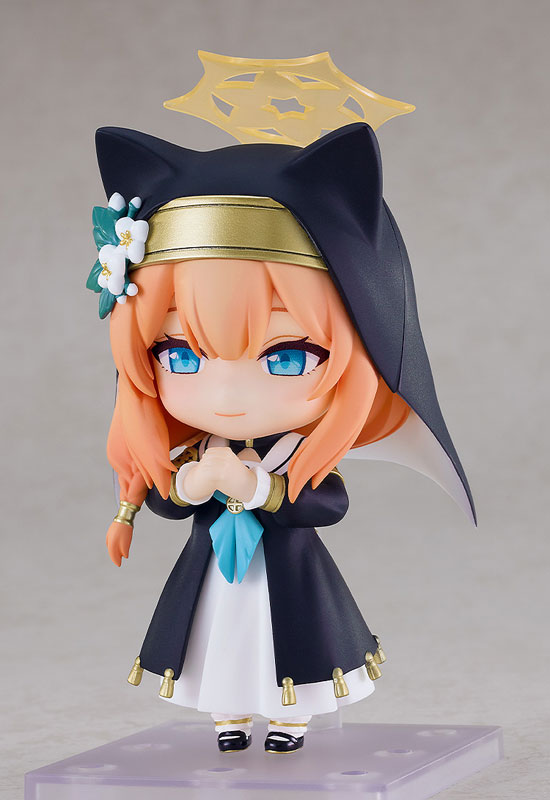 FIGURE-183912_04.jpg