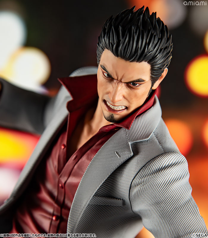 kazuma kiryu s-l400.jpg