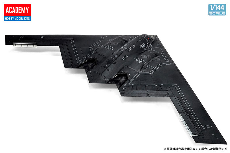 1/144スケールB2スピリット爆撃機 B-2A スピリット 戦略爆撃機 (プラモデル) - ホビーサーチ