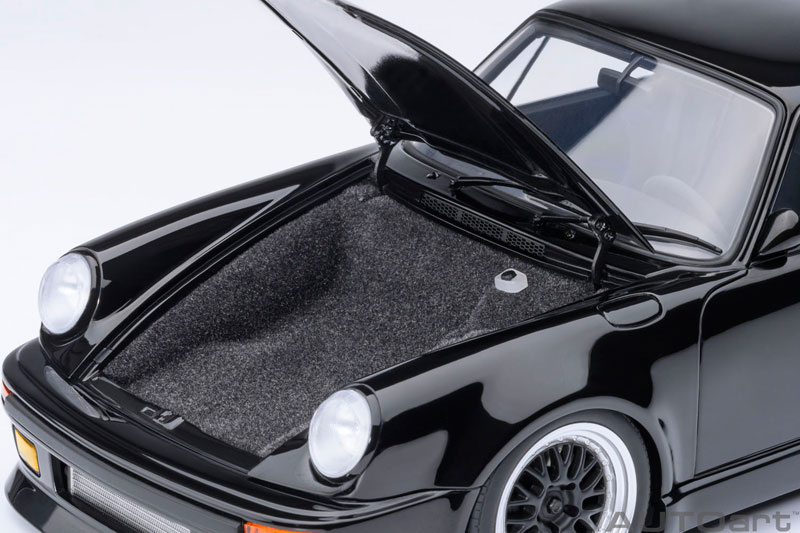 AmiAmi [Character & Hobby Shop] | 1/18 Porsche 911 (930