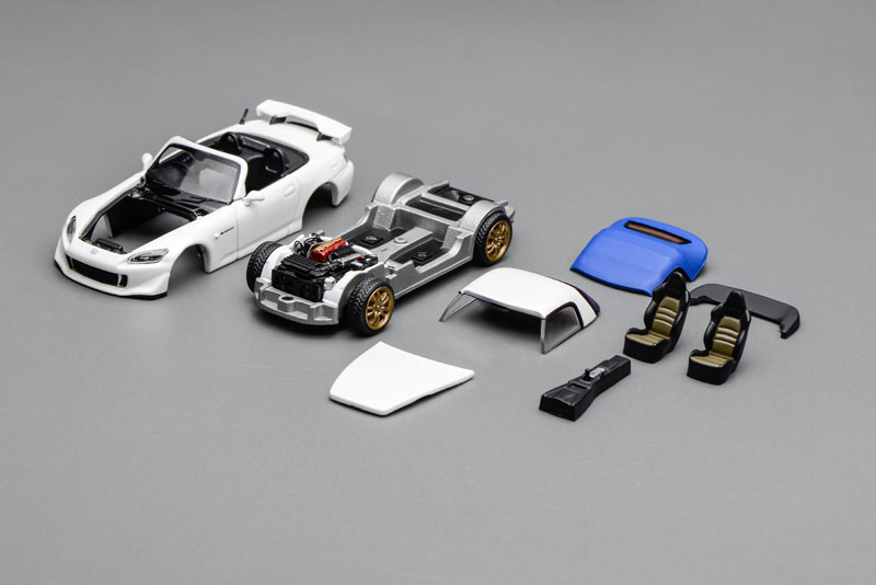 AmiAmi [Character & Hobby Shop] | 1/64 HONDA S2000 TYPE S Platinum
