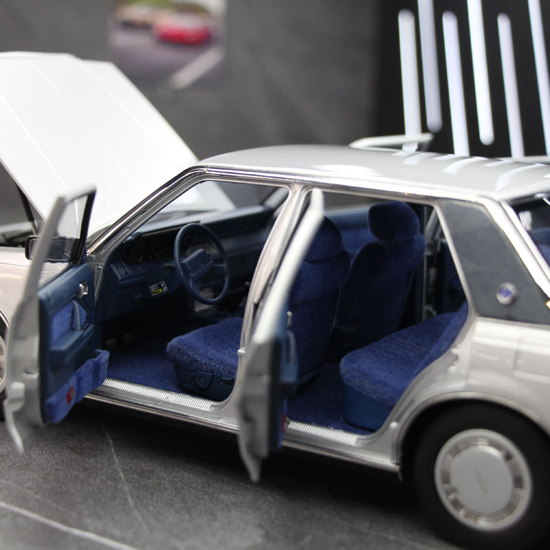 あさみページ AmiAmi [Character & Hobby Shop] | 1/18 Toyota Crown MS122