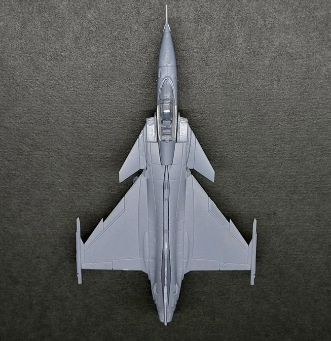 【シルトクレーテ】エフトイズ 1/144 SAAB JAS-39グリペン シルトクレーテ】エフトイズ 1/144 SAAB JAS-39グリペン 1/144