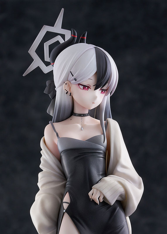 AmiAmi [Character & Hobby Shop] | Blue Archive Kayoko (Dress) 1/7