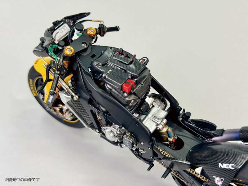 AmiAmi [Character & Hobby Shop] | 1/12 Yamaha YZR-M1 2007 Plastic