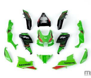 AmiAmi [Character & Hobby Shop] | 1/9 Kawasaki Ninja ZX-10R KRT