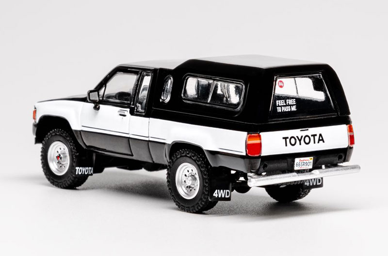 AmiAmi [Character & Hobby Shop] | 1/64 Toyota Hilux SR5 XTRA Cab