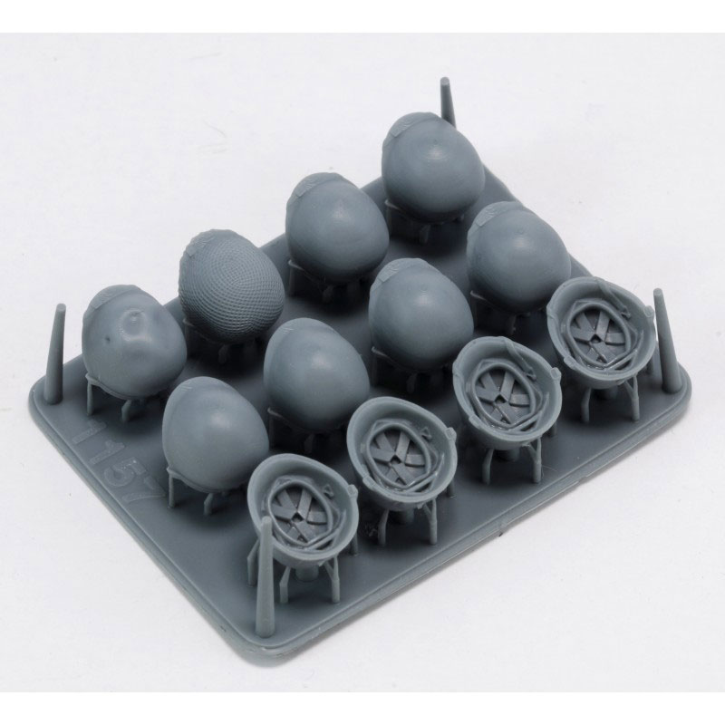 mi_ma38さん専用 AmiAmi [Character & Hobby Shop] | 1/35 WWII U.S. Helmet Set (12pcs