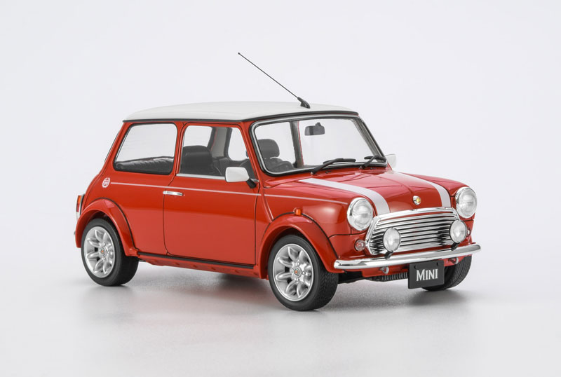 AmiAmi [Character & Hobby Shop] | 1/24 Mini Cooper w/Girls Figure