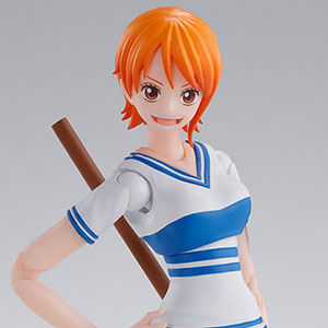 AmiAmi [Character & Hobby Shop] | S.H.Figuarts Roronoa Zoro