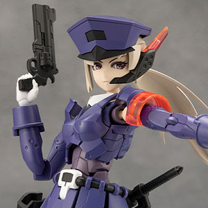MEGALOMARIA UNLIMITED UNIVERSE VALIANT Plastic Model