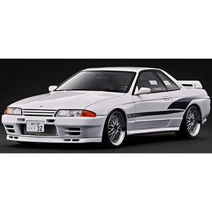 1/18 BNR32 S&S Limited Version White
